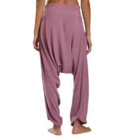 Summer Flair Harem Pants -Volcom Sportswear Shop 5666801156264 lavender 3a