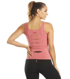 Back Slash Yoga Tank -Volcom Sportswear Shop 5990718406824 guava 3a