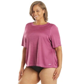 Women's Plus Size S/S Hybrid UPF 50+ Sun Shirt -Volcom Sportswear Shop 6728904671400 fushia 5a