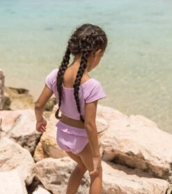 Girls' Lavender Rib Crop SS Rashguard Top (Toddler, Little Kid, Big Kid) -Volcom Sportswear Shop 7217015554216 purple 3a