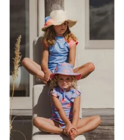 Girls' Cornflower Peach Sleeve Short Sleeve Rash Guard (Toddler, Little Kid, Big Kid) -Volcom Sportswear Shop 7631513256104 blue 4a