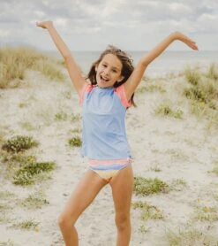 Girls' Cornflower Peach Sleeve Short Sleeve Rash Guard (Toddler, Little Kid, Big Kid) -Volcom Sportswear Shop 7631513256104 blue 6a